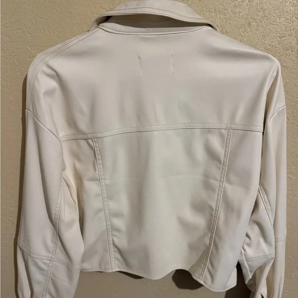 Jacket - Picture 3 of 3